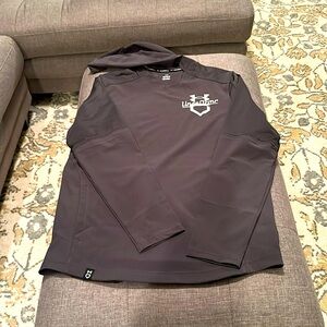 NWOT Under Armor Men’s Pulloverr
